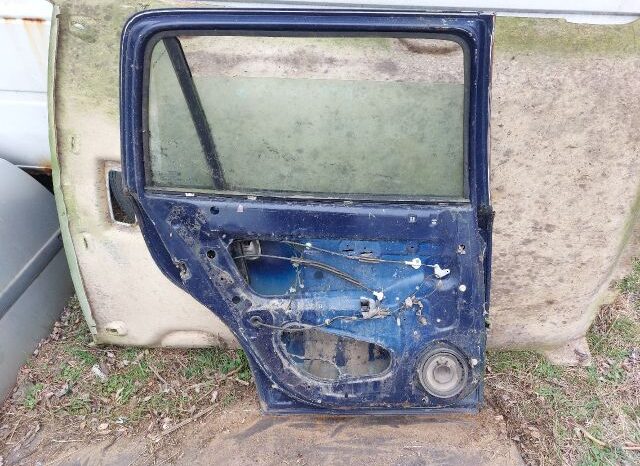 
								OPEL Bal hátsó Ajtó (Részeivel) full									