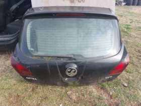 OPEL Csomagtérajtó (Részeivel)