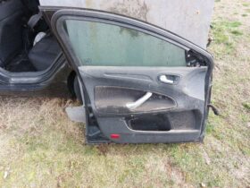 FORD Bal első Ajtó (Részeivel)