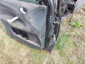 FORD Bal első Ajtó (Részeivel)