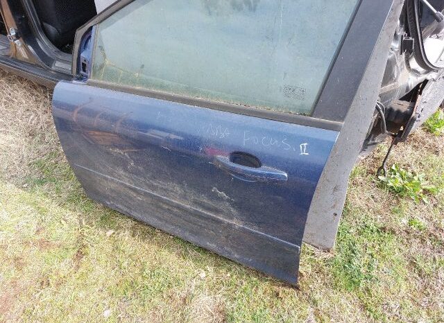 
								FORD Bal első Ajtó (Részeivel) full									