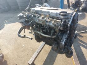 NISSAN Komplett Motor (Segédberendezésekkel)