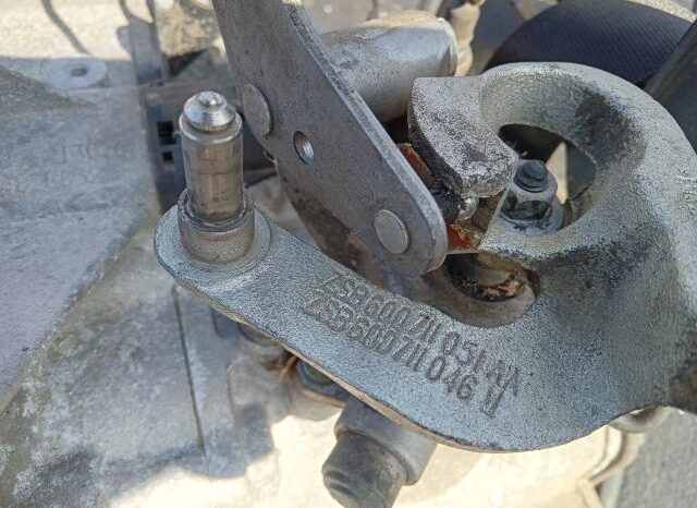 
								VW Váltó (Mechanikus) full									