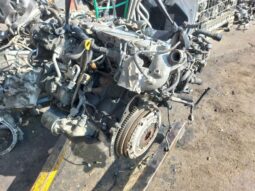 
										TOYOTA Komplett Motor (Segédberendezésekkel) full									