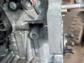 RENAULT Motor (Fűzött blokk hengerfejjel)