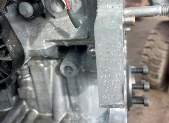 
								RENAULT Motor (Fűzött blokk hengerfejjel) full									