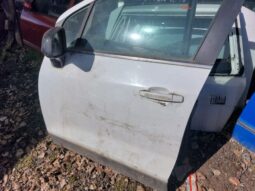 
										OPEL Bal első Ajtó (Részeivel) full									