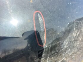 NISSAN Bal hátsó Ajtó (Részeivel)