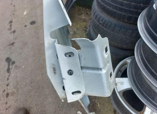 
								NISSAN Jobb első Sárvédő full									