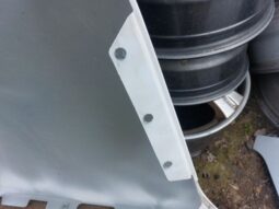 
										NISSAN Jobb első Sárvédő full									