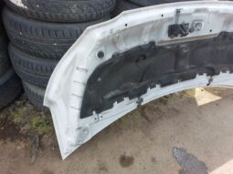 
										NISSAN Motorháztető full									