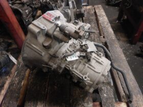 NISSAN Váltó (Mechanikus)