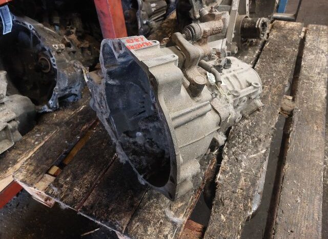 
								NISSAN Váltó (Mechanikus) full									