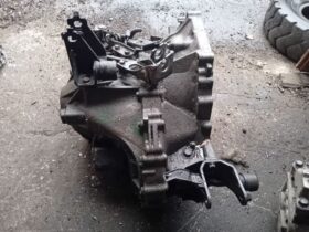 TOYOTA Váltó (Mechanikus)