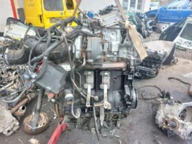 RENAULT Komplett Motor (Segédberendezésekkel)