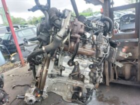 TOYOTA Komplett Motor (Segédberendezésekkel)