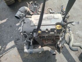OPEL Komplett Motor (Segédberendezésekkel)