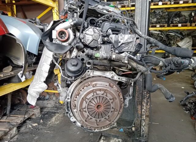 
								PEUGEOT Komplett Motor (Segédberendezésekkel) full									