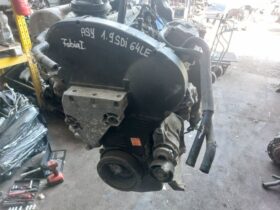 SKODA Komplett Motor (Segédberendezésekkel)