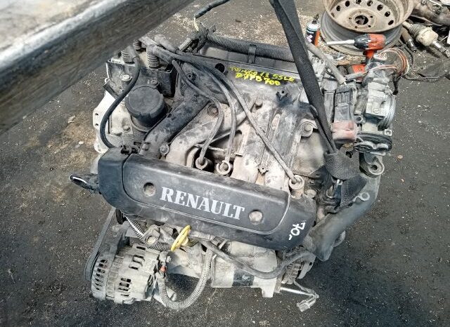 
								RENAULT Komplett Motor (Segédberendezésekkel) full									
