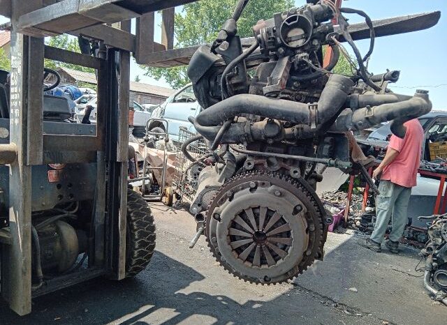 
								RENAULT Komplett Motor (Segédberendezésekkel) full									
