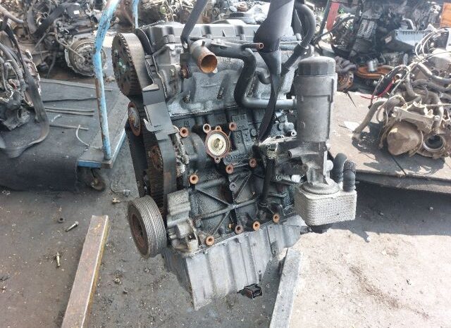 
								VW Motor (Fűzött blokk hengerfejjel) full									