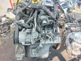 TOYOTA Komplett Motor (Segédberendezésekkel)
