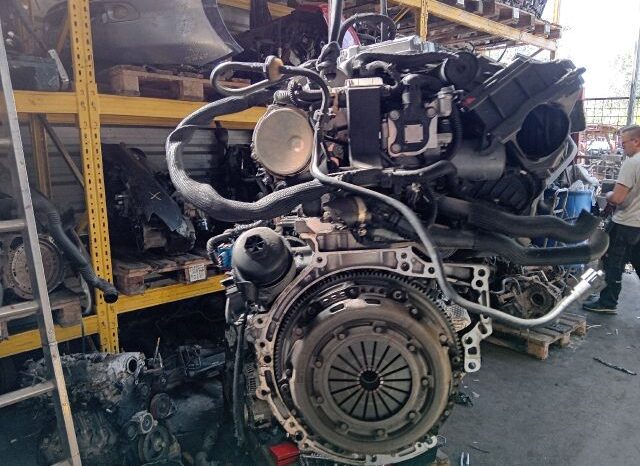 
								PEUGEOT Komplett Motor (Segédberendezésekkel) full									