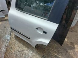 
										SKODA Bal hátsó Ajtó (Üres lemez) full									