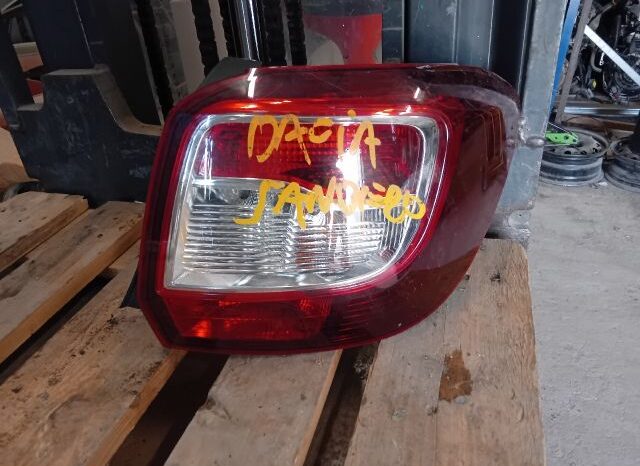 
								DACIA Jobb Hátsó Lámpa full									