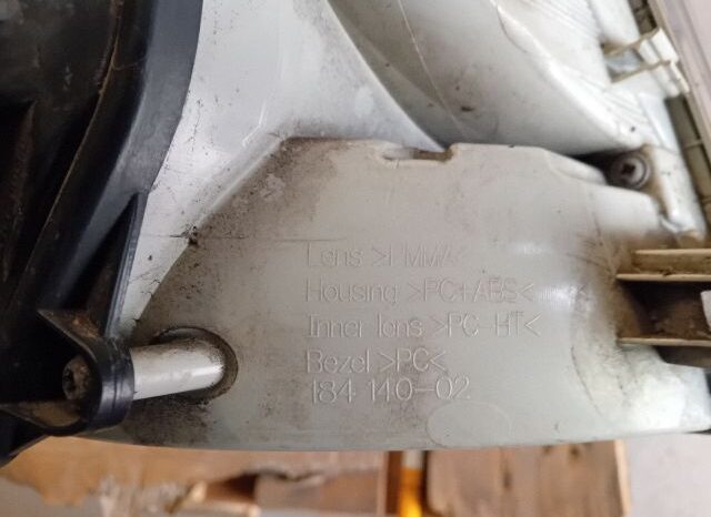 
								SKODA Jobb Hátsó Lámpa full									