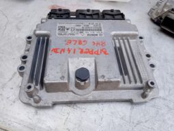 
										PEUGEOT Motorvezérlő full									