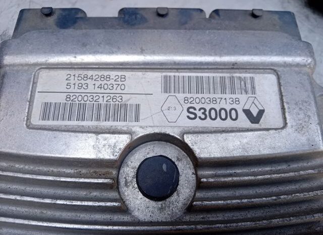 
								RENAULT Motorvezérlő full									