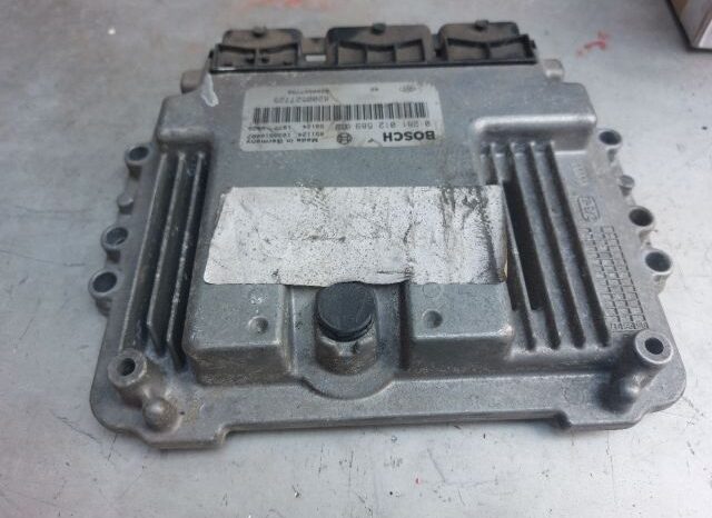 
								RENAULT Motorvezérlő full									