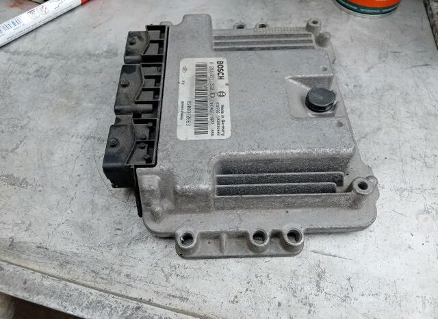 
								RENAULT Motorvezérlő full									