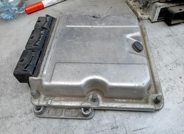 
								RENAULT Motorvezérlő full									