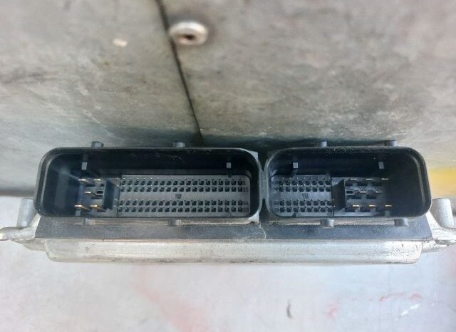 
								VW Motorvezérlő full									