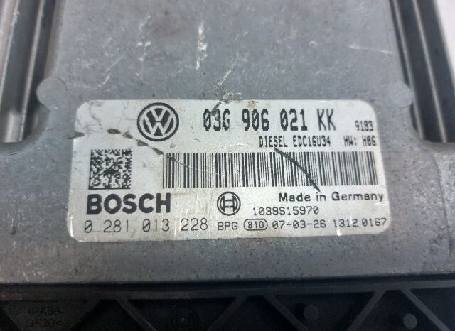 
								VW Motorvezérlő full									