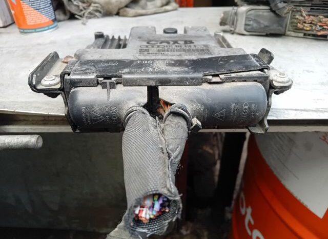 
								VW Motorvezérlő full									