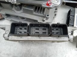 
										PEUGEOT Motorvezérlő full									