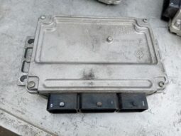 
										PEUGEOT Motorvezérlő full									
