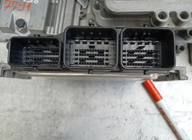 
								PEUGEOT Motorvezérlő full									
