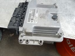 
										PEUGEOT Motorvezérlő full									