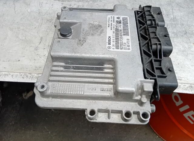 
								PEUGEOT Motorvezérlő full									