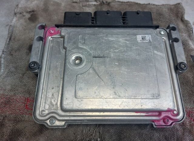 
								PEUGEOT Motorvezérlő full									