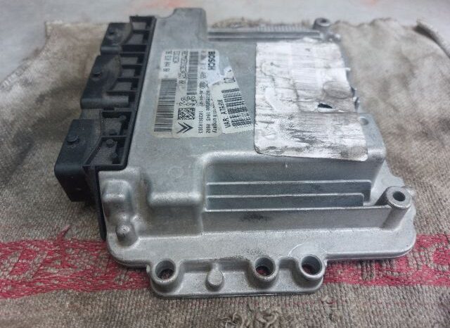 
								PEUGEOT Motorvezérlő full									