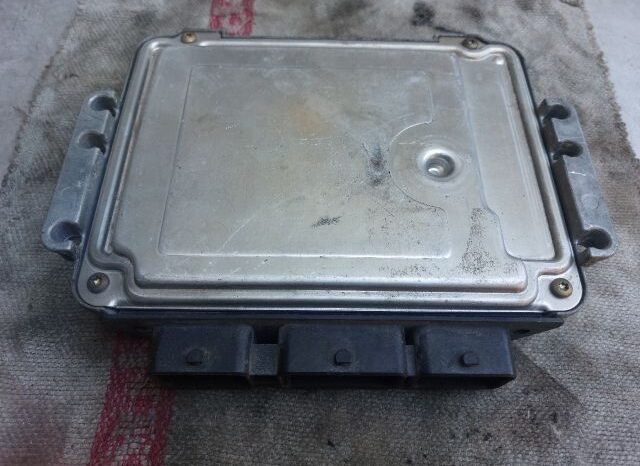 
								RENAULT Motorvezérlő full									