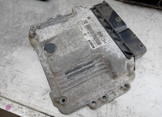 
								OPEL Motorvezérlő full									