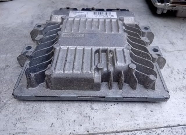 
								RENAULT Motorvezérlő full									