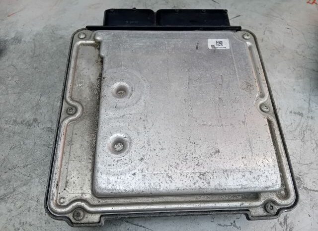 
								VW Motorvezérlő full									
